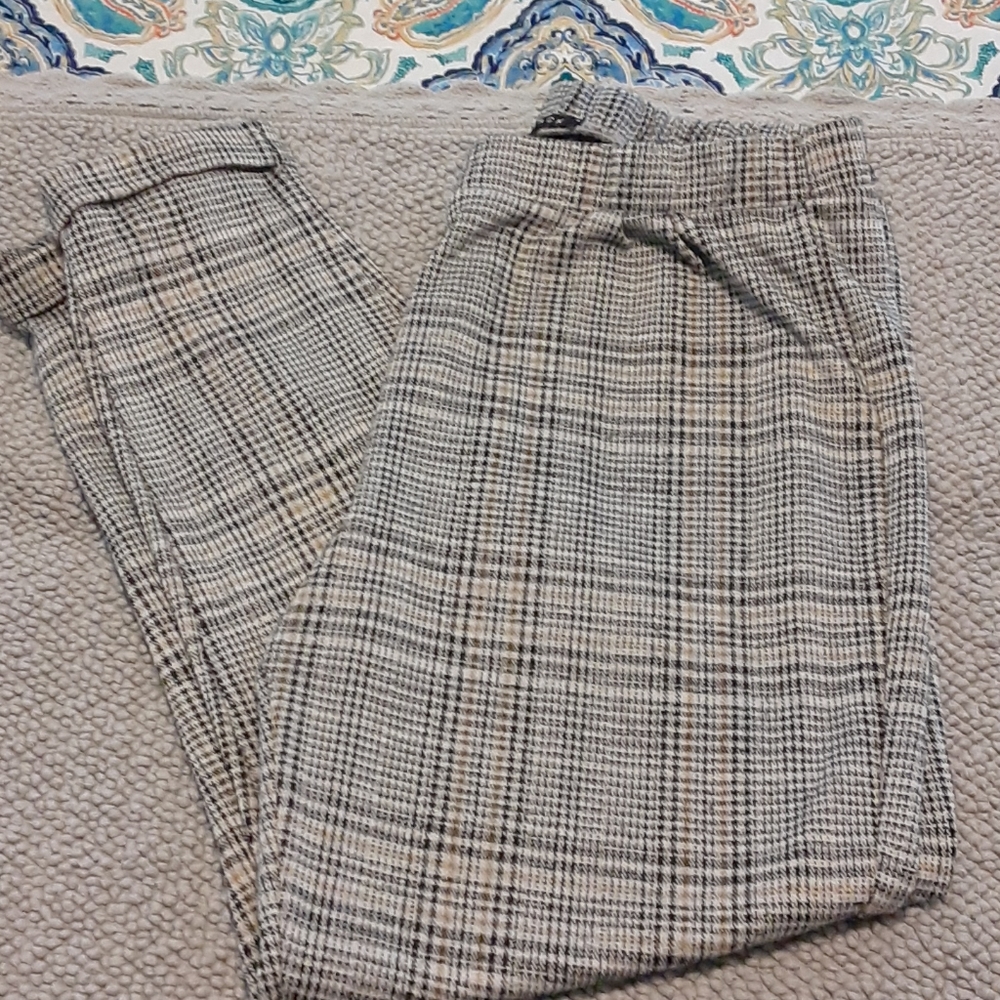 Lg. Plaid pull on pants